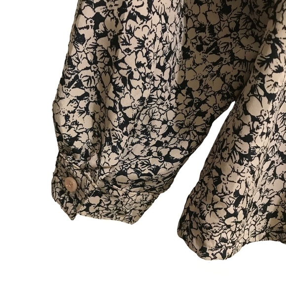 Impressions of California Long Sleeve Button Front Blouse - Picture 6 of 13